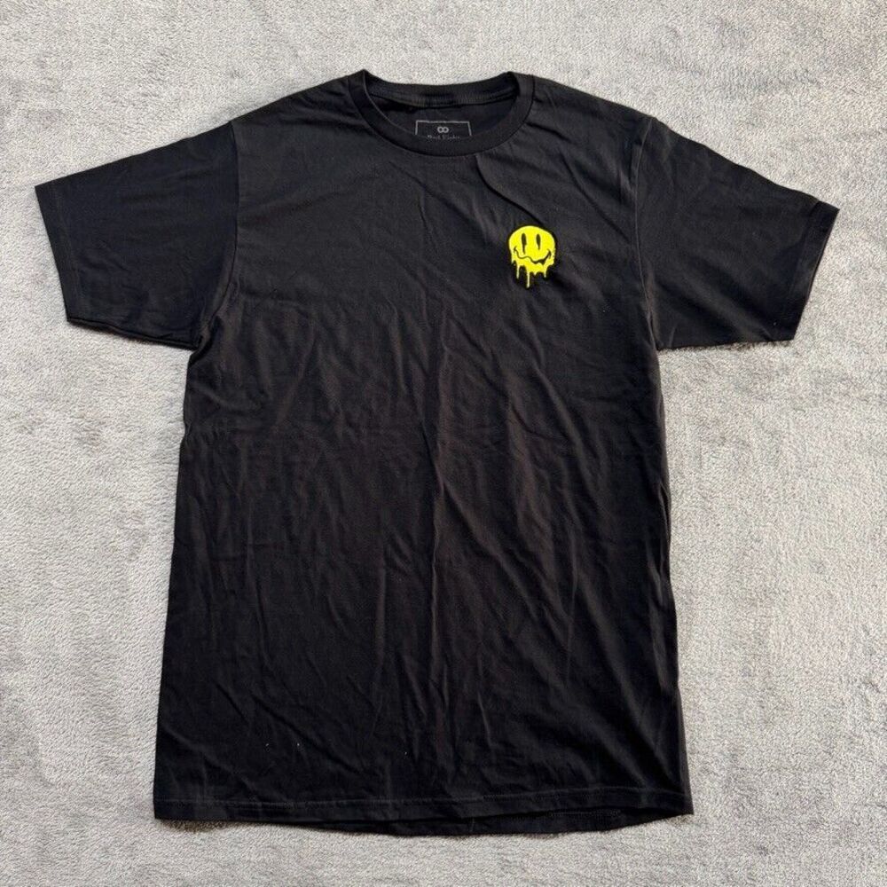 Red Eight T-Shirt Mens Black Medium Smiley Face Yellow Shirt